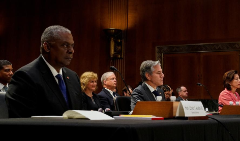 Lawmakers investigating irregularities in U.S. defense spending